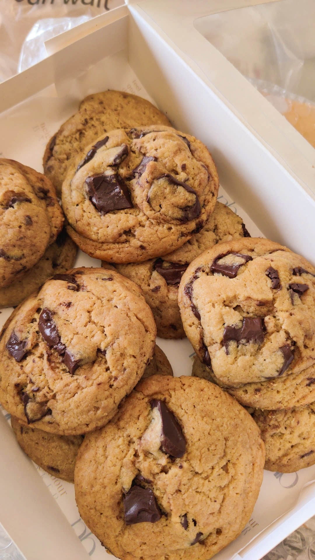 Signature Chocochunk Cookie Tub
